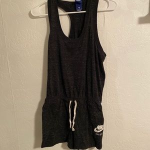 Nike romper